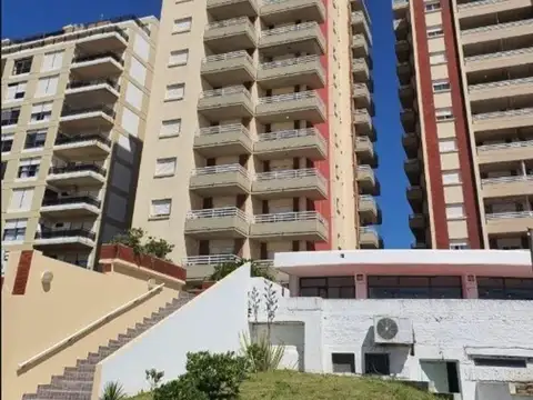 Departamento de 2 amb. c/cochera - Zona Centro -Villa Gesell