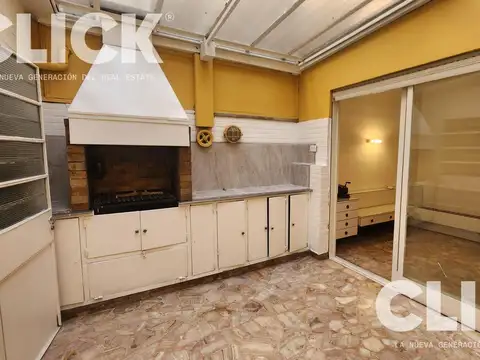 Depto Tipo Casa en Venta en Mataderos, USD 220.000