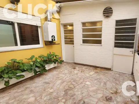 Depto Tipo Casa 4 ambientes con 2 baños