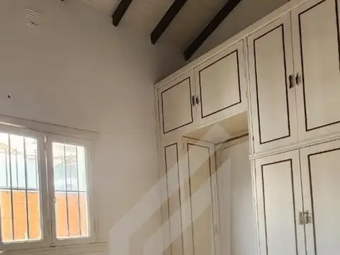 Depto Tipo Casa en Alquiler 40 años