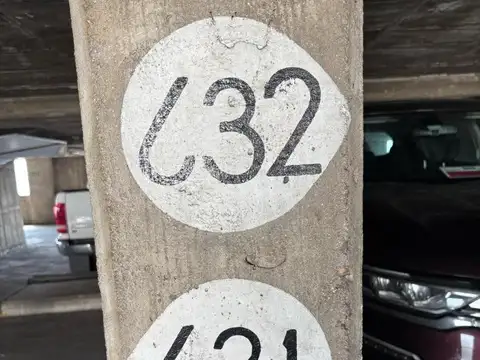 Av. Emilio Olmos 100