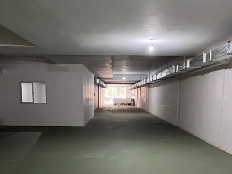 Local en Venta en Versalles, USD 850.000