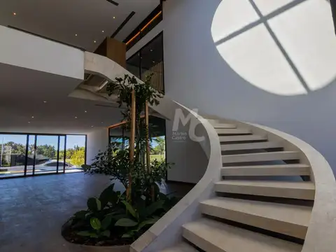 Casa en Venta de 5 dormitorios