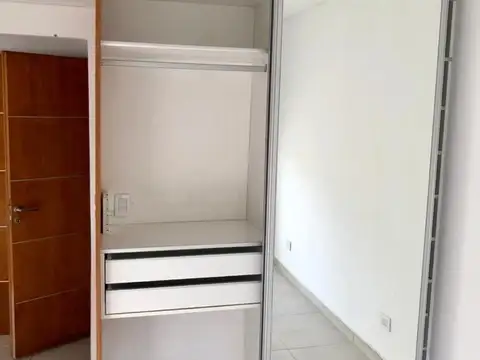 Departamento en Venta en Villa del Parque, USD 149.000