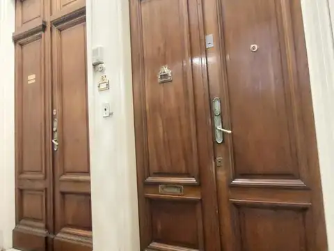 Oficina en Venta 100 años