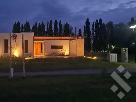 Casa en Venta en Neuquen, Confluencia