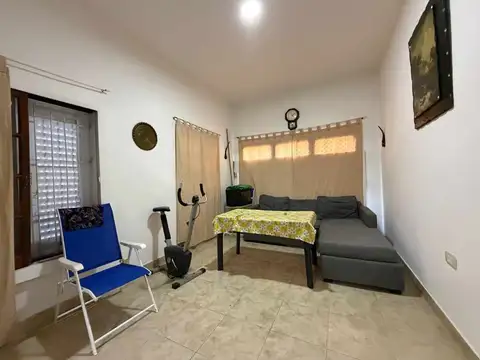 Depto Tipo Casa en Venta en Villa Sarmiento, USD 65.000