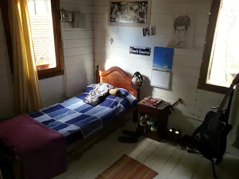 Casa 4 ambientes con 2 baños