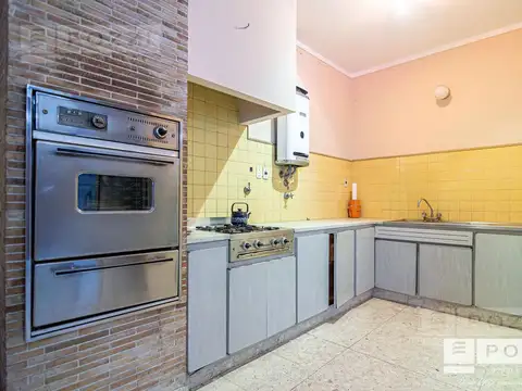 CASA 6 DORM - EN EL TALAR CENTRO - TIGRE - POZZI INMO