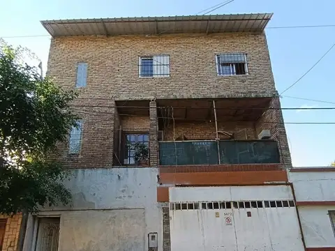 Casa en Venta en Azcuenaga, Rosario