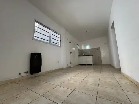 Depto Tipo Casa en Venta con 1 cocheras