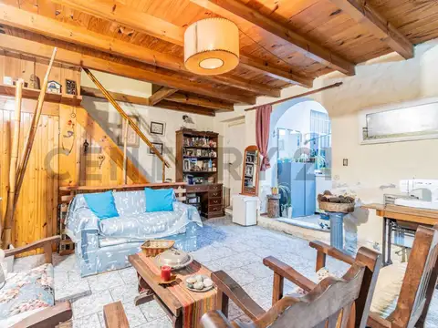 Depto Tipo Casa en Venta 41 años