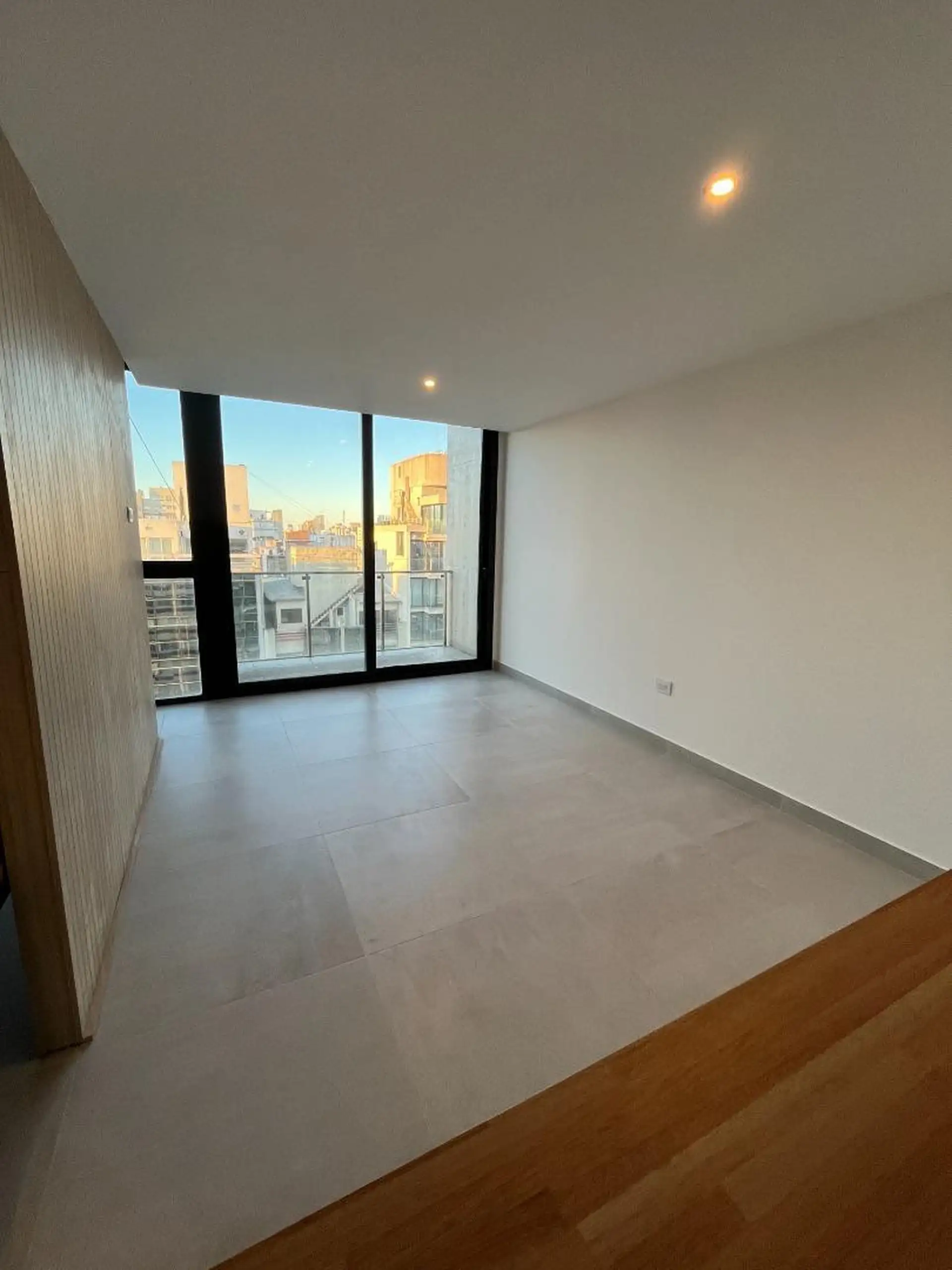 REGIO SEMIPISO DE 2 AMB EN DUPLEX - PLAZA MITRE