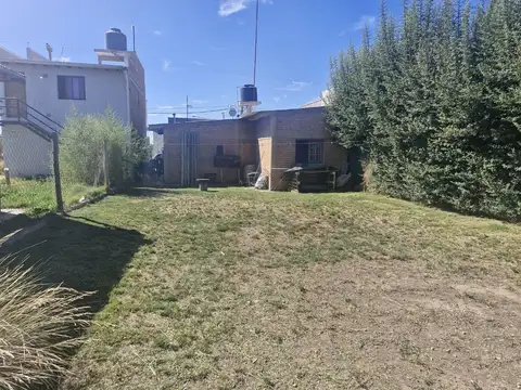 CASA EN VENTA CALLEJÓN LUCONI TUPUNGATO