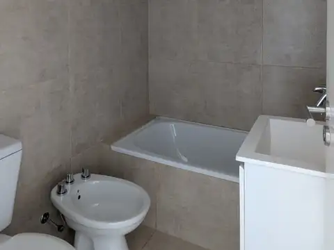 Departamento en Alquiler en Caseros, $ 480.000