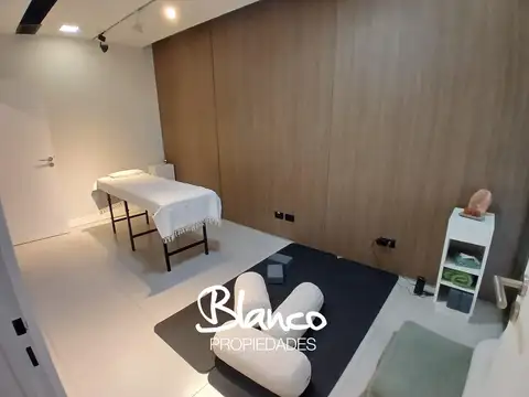 Oficina en Alquiler en Pilar Centro, $ 2.300.000