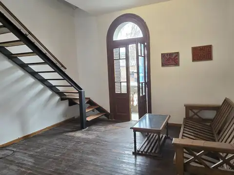 Depto Tipo Casa en Alquiler de 2 dormitorios