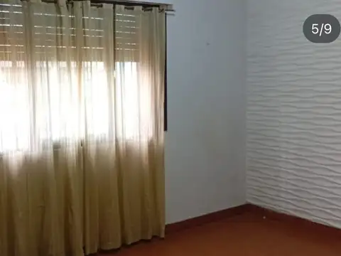 Casa 3 ambientes con 1 baño