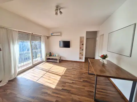 Avenida Intendente Carlos Ratti 300