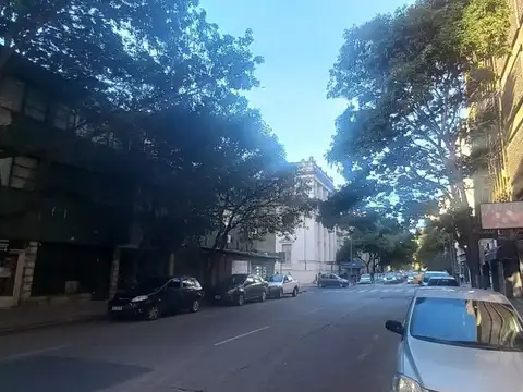 Avenida Duarte Quirós 600