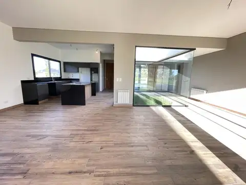 Casa en Venta en Ibarlucea, USD 350.000