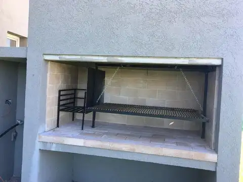 Casa en Venta en Pilar del Este - San Ramon, USD 158.000