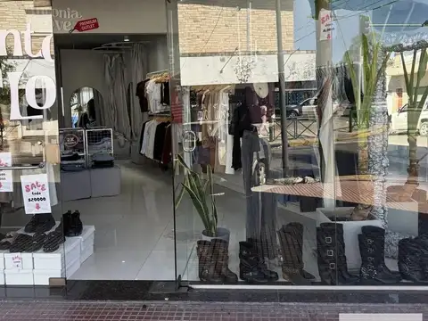 Local en Venta en Tigre Centro, USD 27.500