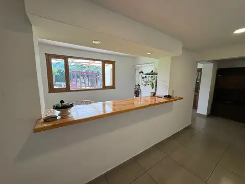 Casa en venta c/ cochera en Sierra de la Ventana