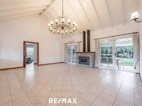 Casa en Venta en Bermudas, USD 220.000
