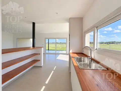 Casa en Venta en El Naudir, USD 220.000