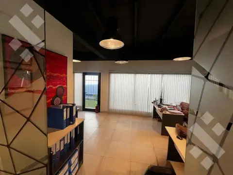 Galpon en Alquiler 250  mts Fondo