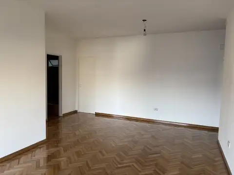 Avenida Directorio 2900, Piso 3