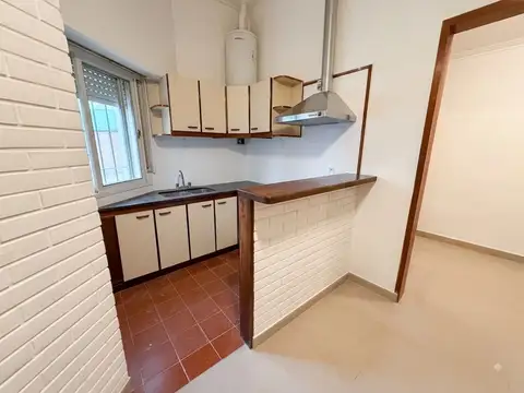 Depto Tipo Casa 4 ambientes con 2 baños
