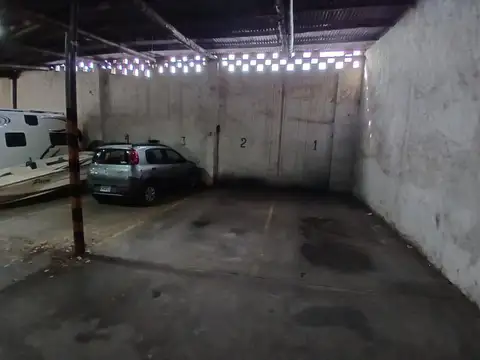 TERRENO CON COCHERA COMERCIAL CONCORDIA
