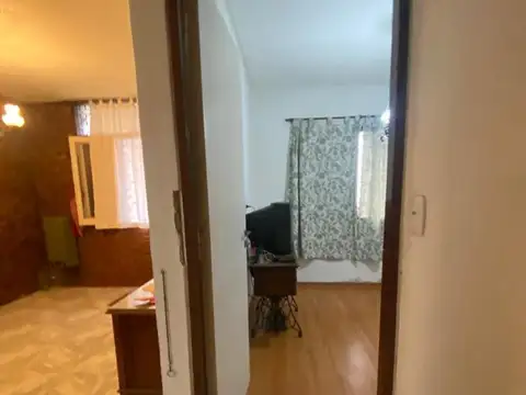 Depto Tipo Casa 3 ambientes con 2 baños