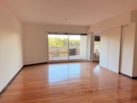 Departamento en Alquiler de 3 dormitorios
