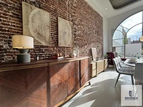 Casa en barrio Abasto de 3 dormitorios divina !
