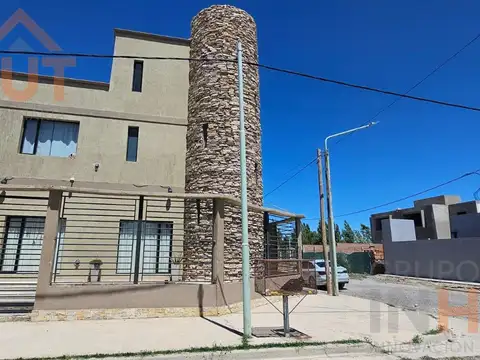 Casa Gerencial 3 dormitorios y estudio
