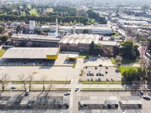 Av. Fondo de la Legua 2345