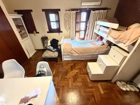 Triplex 3 ambientes en excelente ubicación y estado