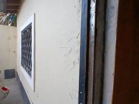 Casa en Alquiler con 1 cochera