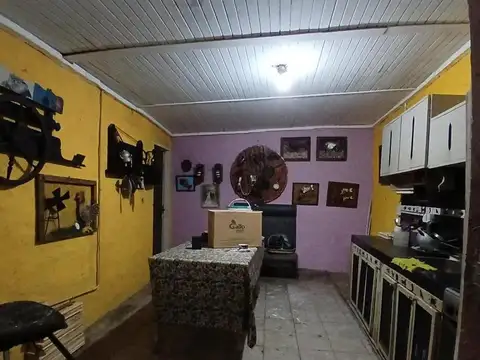 Casa 3 ambientes en Ituzaingo con excelente ubicacion