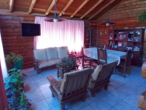 Casa 4 ambientes con 1 baño