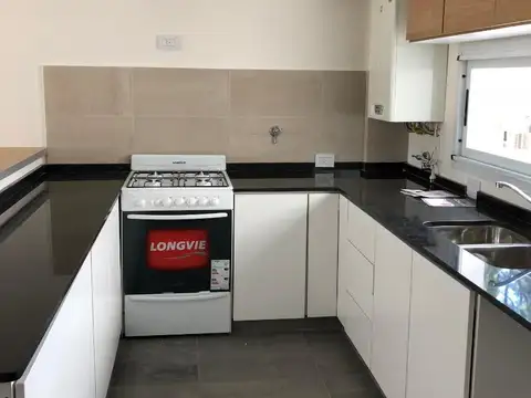 Departamento 3 ambientes con 2 baños