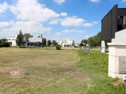 VENTA LOTE INTERNO BARRIO LA ALAMEDA CANNING