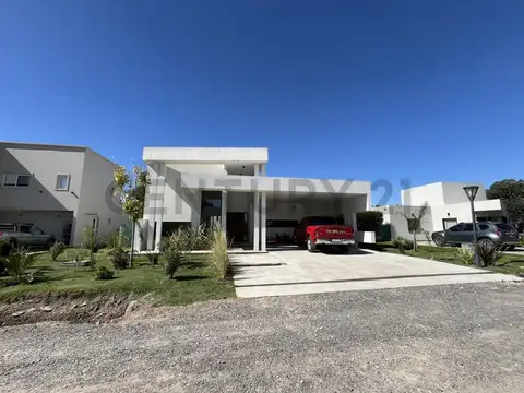 Casa en Venta en Fincas De Duggan, USD 295.000