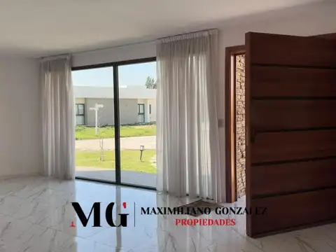 Casa venta 4 ambientes - La Alameda, Canning