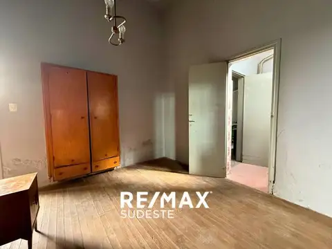 Casa 4 ambientes con 1 baño