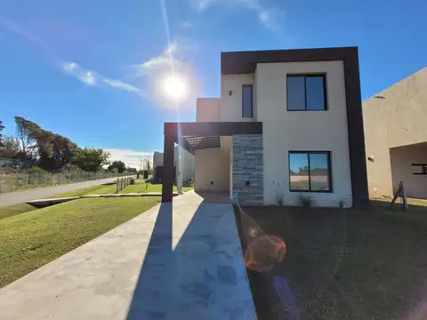Casa en Alquiler  en Barrio Cerrado El Aljibe, Manzanares, Pilar, GBA Norte