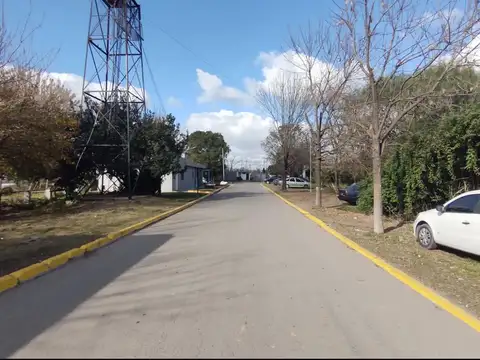 Galpones entre 100 y 1500 metros